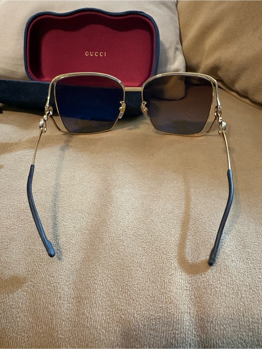 Gucci Horsebit Oversized Gold Frame Sunglasses with Brown Gradient Lenses - Picture 6 of 12